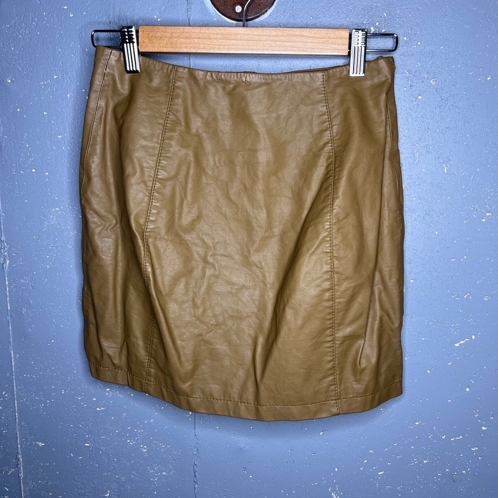 FREE PEOPLE Oh Snap Cognac Vegan Leather Skirt (2) - Picture 4 of 5